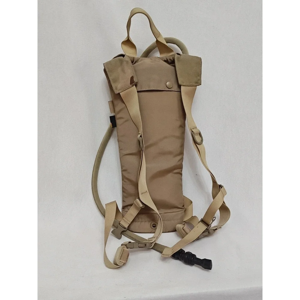Camelbak Thermobak 2L Desert Camouflage Brown Tan Hydration Pack Hiking Outdoors